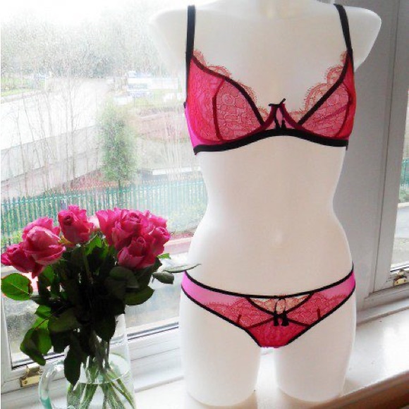NWT Agent Provocateur Megan Bra Brief Set - Picture 8 of 11